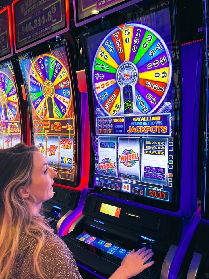 Casino Guide - slots illustration